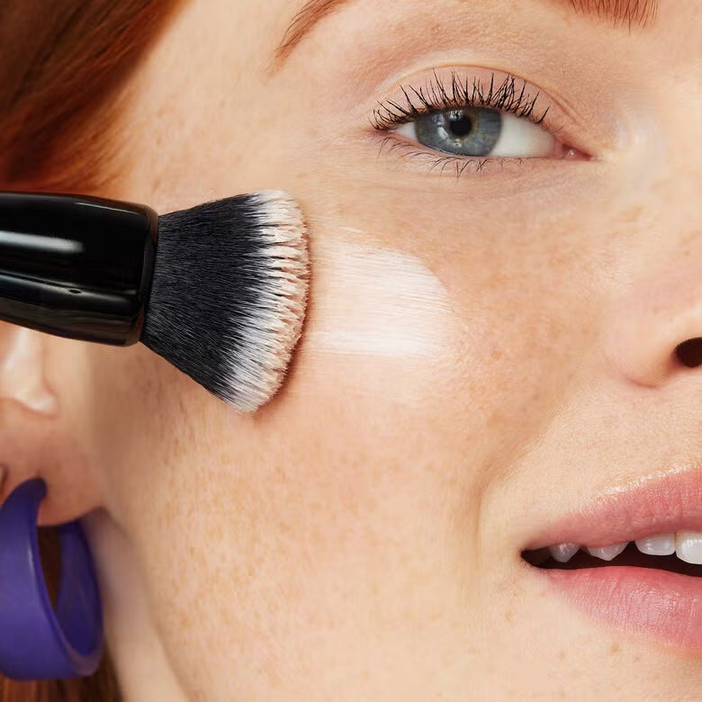 e.l.f. Cosmetics - Putty Primer Applicator | Brocha para primer o blush