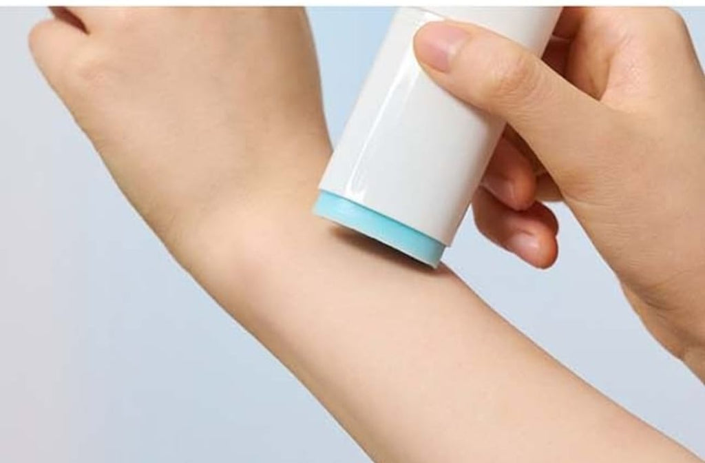 Hyalu-Cica Silky Fit Sun Stick SKIN1004