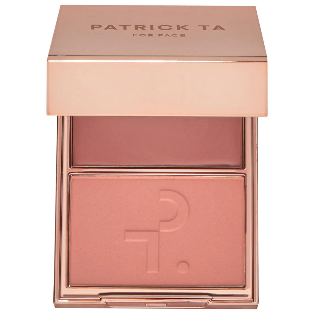 PATRICK TA MAJOR HEADLINES DOUBLE-TAKE CRÈME &
POWDER BLUSH DUO | Rubor en crema y polvo
